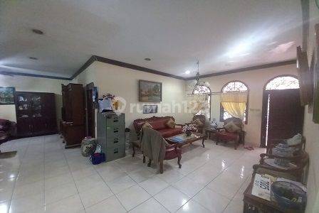 Rumah Dijual Jalan Lebar, Lingk.aman Tenang di Duri Kepa. 20563 2