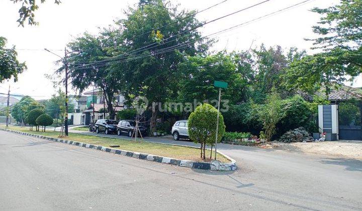 Rumah Baru 2 1 4 Lt, Lt 180m2 Tanah Ngantong di Kemanggisan. 0216 2