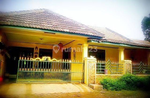 Rumah Bagus dalam komplek, tenang dan aman, SHM di Ciledug. 2688 2