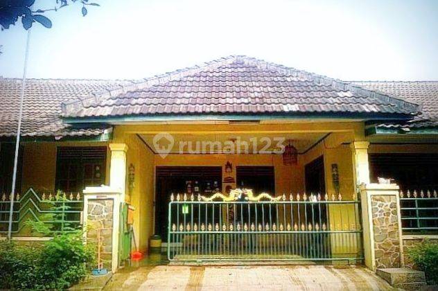 Rumah Bagus dalam komplek, tenang dan aman, SHM di Ciledug. 2688 1