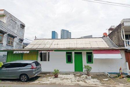 Rumah dkt pasar, jln raya, bs utk usaha di Tanjung Duren. 20281 1