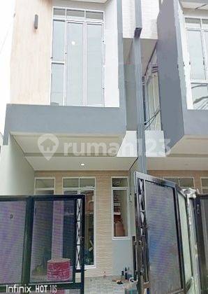 Rumah Gress Dijual, Bbs Banjir , Lingk Tenang di Duri Kepa. 16000 1