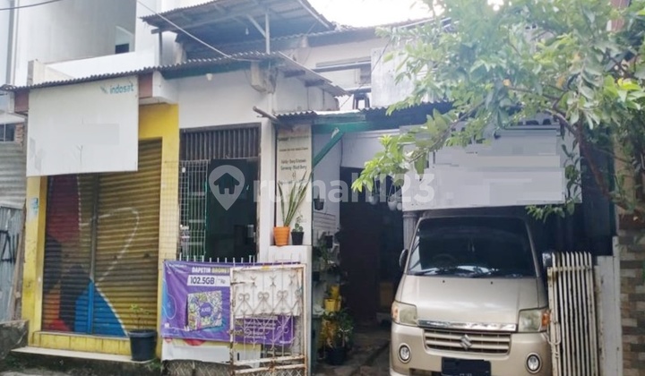 Rumah tua hit. tanah bbs banjir strategis di Tanjung Duren. 20282