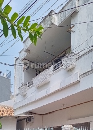 Kost ring satu, mdh diakses, loks. strategis di Cideng. 203560