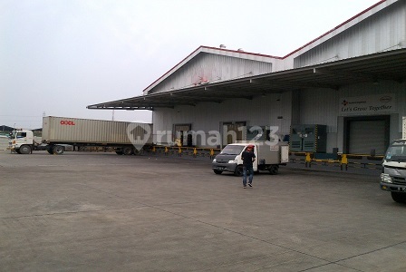 Gudang dlm kaw. industri baru, jarang ada di Cikarang. 20675