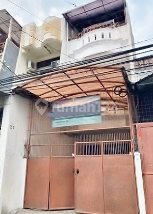 Ruko strategis, dkt akses toll cck utk industri, kantor, dll di Jelambar. 20707