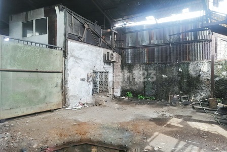 480m2 Warehouse with 4-car access road on Pangeran Jayakarta Street, West Jakarta. 15801 480m2 Warehouse with 4-car access road on Pangeran Jayakarta Street, West Jakarta. 15801