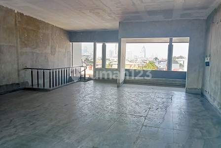 Slipi Soho Shop House, Exclusive, 100m from S. Parman in Palmerah. 20584