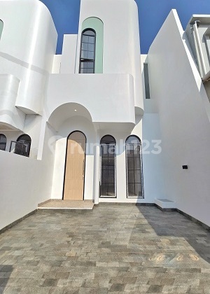 Rumah Baru Gress, 2 Lt, Hook Lokasi Pilihan di Citra Garden. 15939