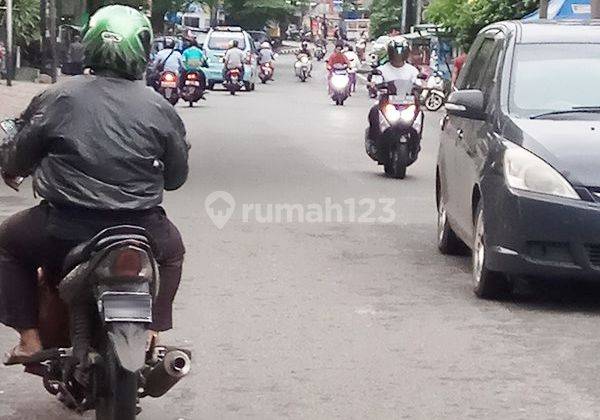 Rumah Tua Hit. Tanah Lk.strategis Ramai di Bendungan Hilir. 13743 2