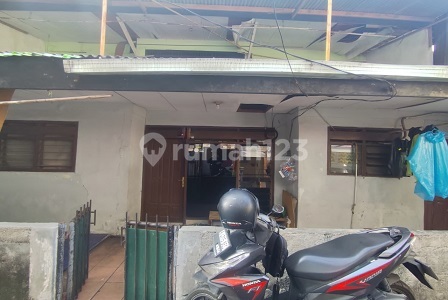 Rumah tua super strategis dkt starbuck bs utk 3 unit di Tanjung Duren. 220700 2