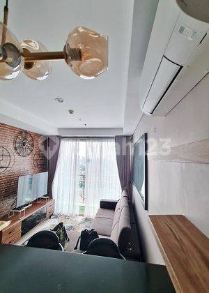 Apartemen 2BR view gedung di Apt. AKR Galery Tower. 16142  1