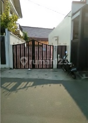 Rumah Asri strategis dkt fasum kampus, mall di Kemanggisan. 16191 Rumah Asri strategis dkt fasum kampus, mall di Kemanggisan. 16191