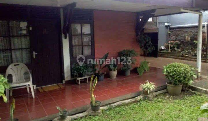 Rumah Asri Luas Besar di Golf Arcamanik 2