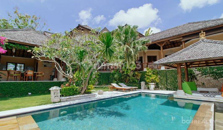 Super Freehold 3 Bedroom Villa With Amazing City And Ocean View Jimbaran 2207l 1