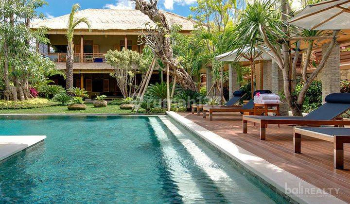 Grandiose Ten Bedroom Villa Complex At The Heart Of Seminyak 2333 L 1