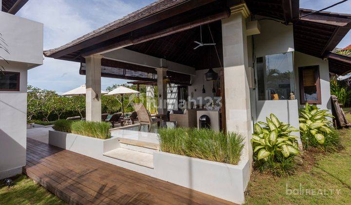 Three bedroom Freehold Villa With Ocean Views In Uluwatu 2341 a 2