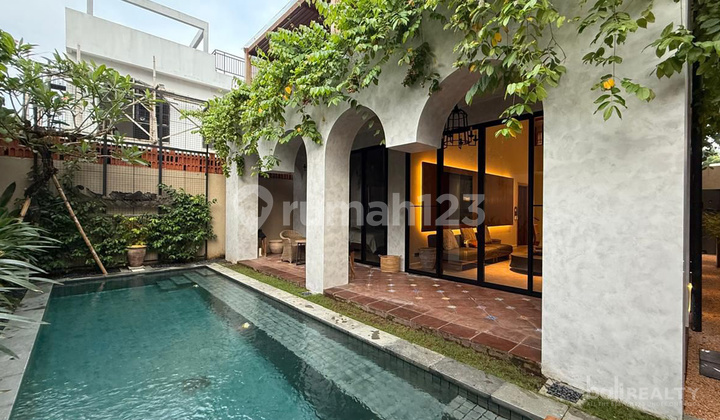 Newly Built Freehold Four-Bedroom Villa In Central Seminyak - 2875 -L