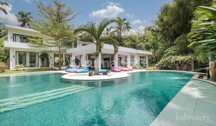 Spacious Six-Bedroom Freehold Villa In Tegalalang With Nature Views, Ideal For Wellness Retreat - 2833 -L