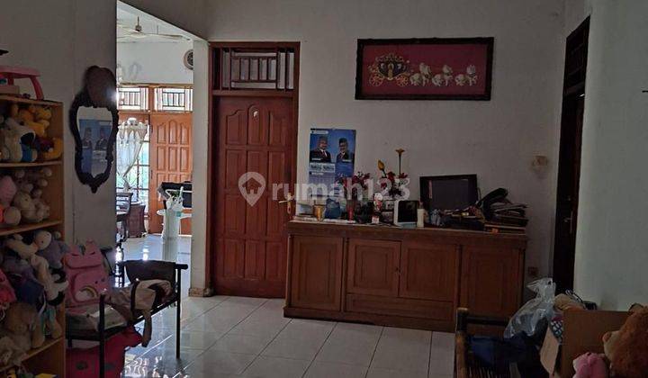 Di jual Cepat, rumah hook pinggir jalan 2