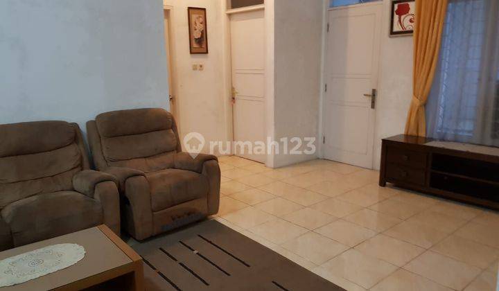 Di Jual Rumah 2 lt, bangunan luas, aman dan nyaman di BSD City 1