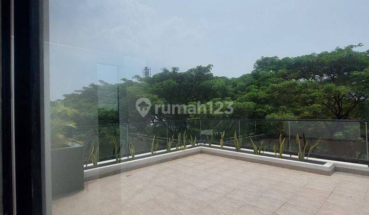 Di Jual Rumah Baru Nan Mewah di BSD CITY 2