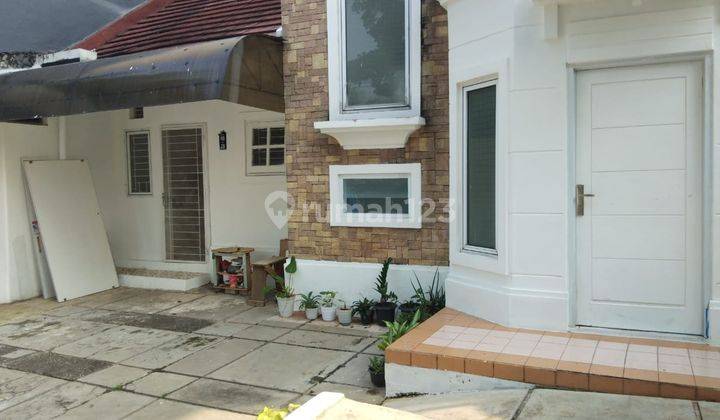 Di Juala Rumah Modern 2 Lt, Lokasi Strategis Pusat Kuliner Di Kencana Loka Bsd- Tangsel 1