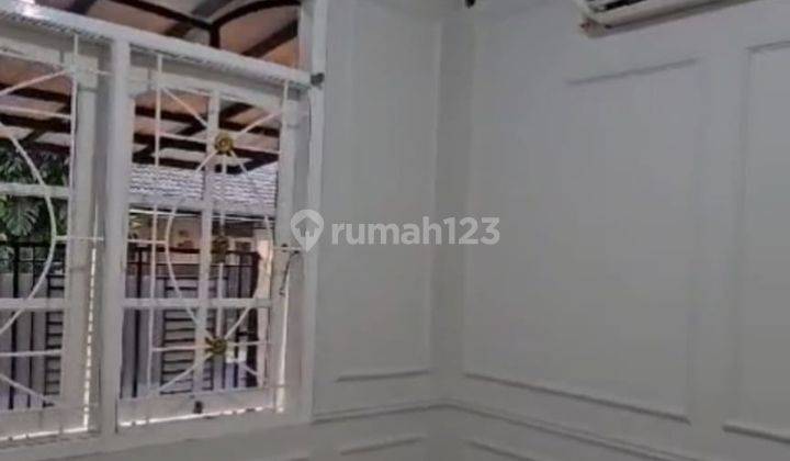 Di Jual Rumah Minimalis 2 Lt Baru, Lokasi Strategis Di Bsd - City 1