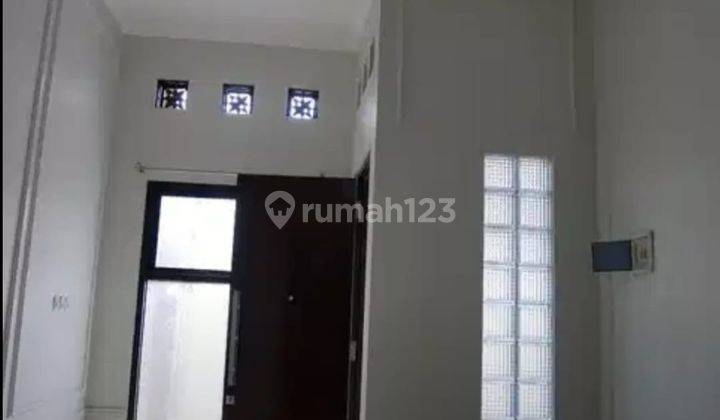 Di Jual Rumah Modern, Baru 2 Lt Di Lingkungan Aman, Nyaman Di Bsd City 2