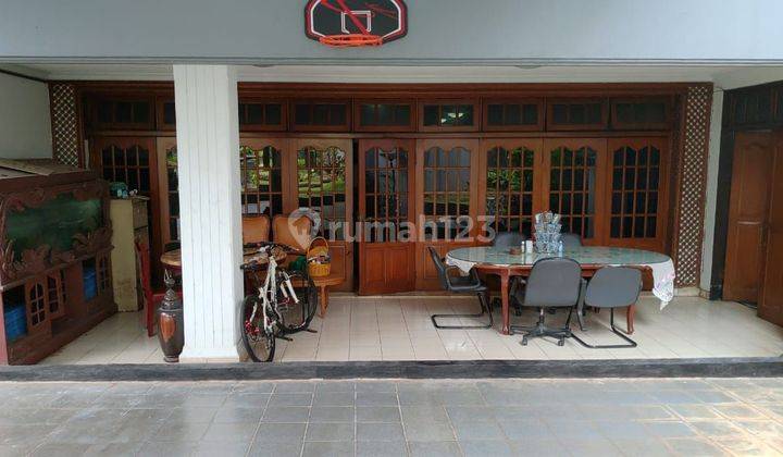 Di Jual Rumah Clasic Halaman Luas Di Jakarta Barat 2