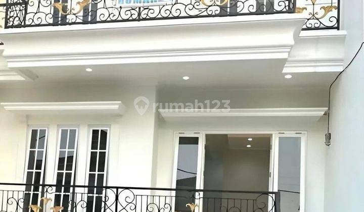 Rumah Konsep Minimalis 3 Lt, Terletak Di Jaksel 1