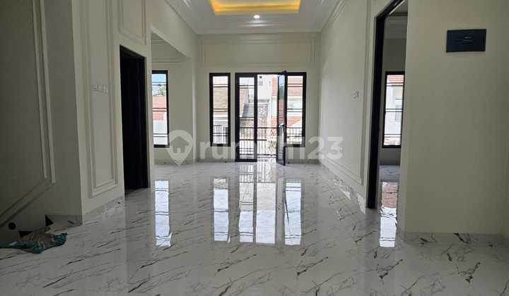 Di Jual Rumah American Clasic, Baru Di Kencana Loka Bsd, Serpong - Tangsel 2
