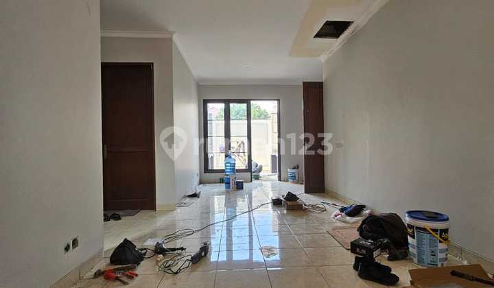 Di Jual Rumah Modern Minimalis Di De Latinos, Cluster De Rio Di Bsd City