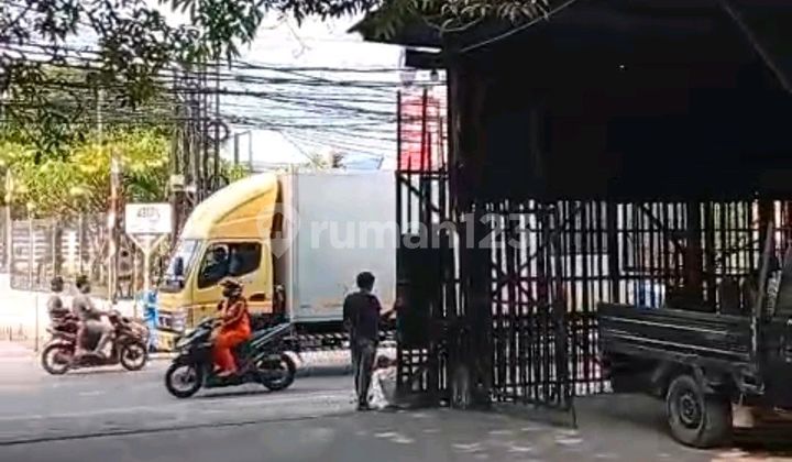 Jual Cepat Tanah (Ada Bangunan Gudang + 1 Ruko + Kos 44 Kamar) Dekat Tol Jembatan 3