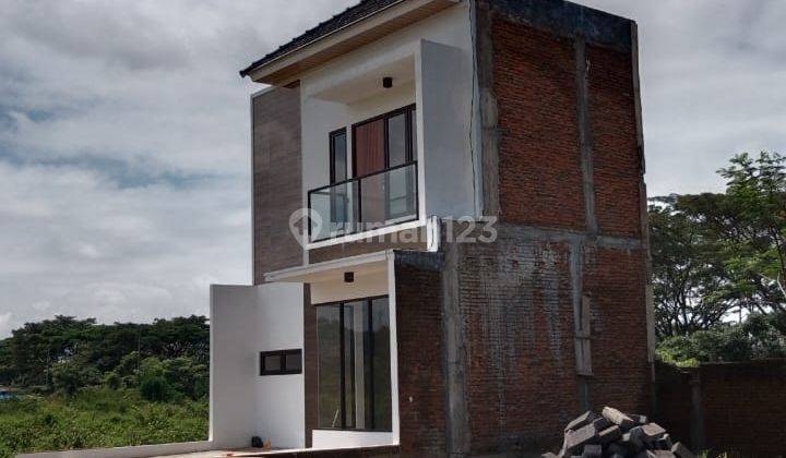 Rumah 2 lantai di poros jalan Rajasa Gadang 4