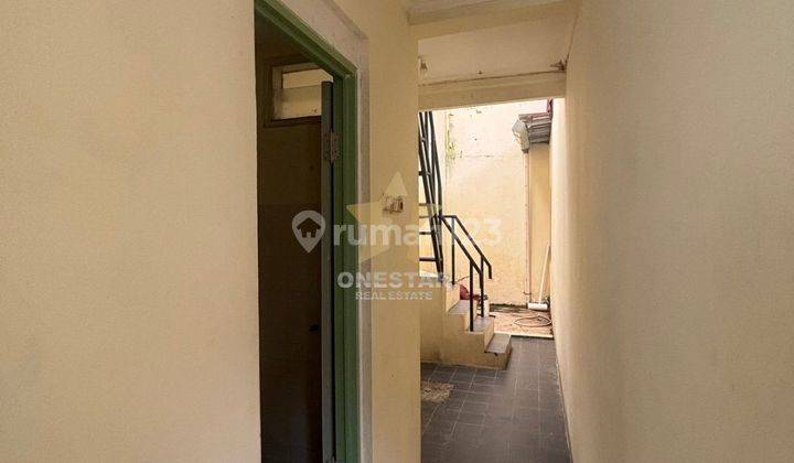 Rumah Bagus Unfurnished SHM di Sektor 7c Gading Serpong, Tangerang 2