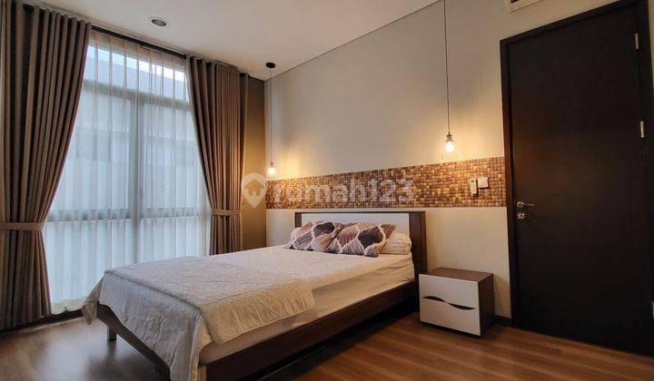 Turun Harga Rumah Baru Renovasi Semi Furnish di Lancewood Navapark Bsd City 2