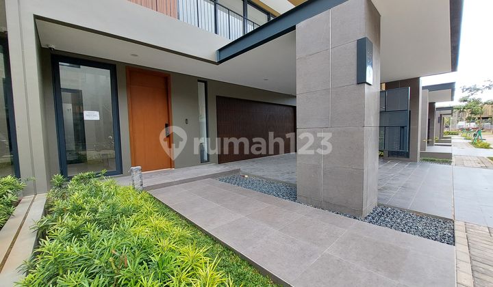 For Sale 3-Story Luxury House in Enchante Cluster, South Tangerang, BSD