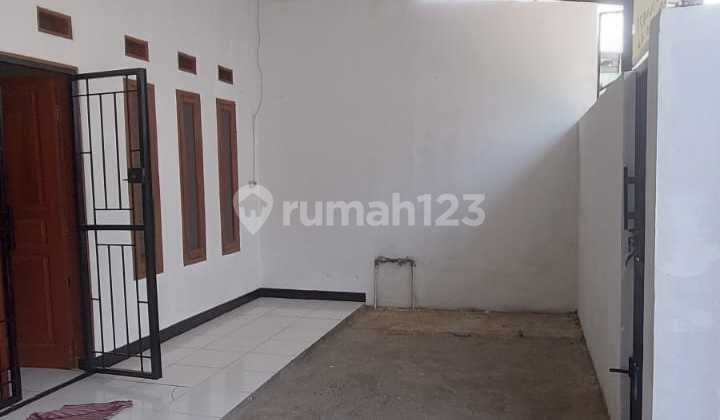 Disewakan Rumah di Taman Cibaduyut Indah