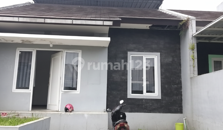 Ready-to-Occupy House in Bumi Parahyangan Cimahi Housing Estate