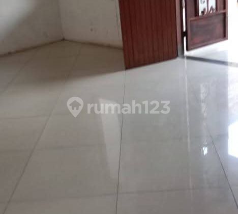 Disewakan Rumah untuk Usaha atau Kantor Diperbatasan Kota Cimahi 2