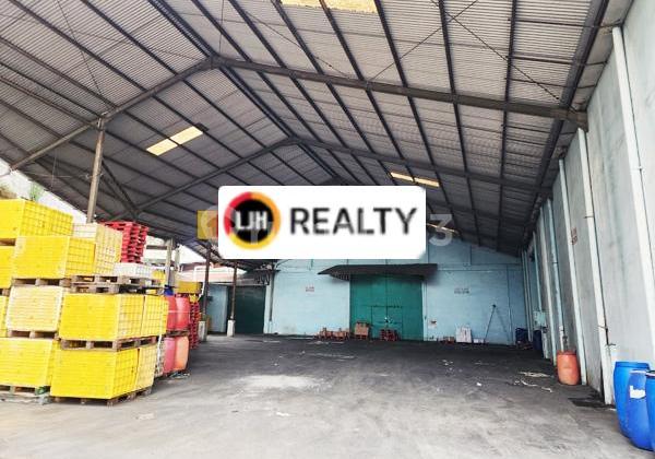 Warehouse in the Candi Gatot Subroto Industrial Area, Semarang 1