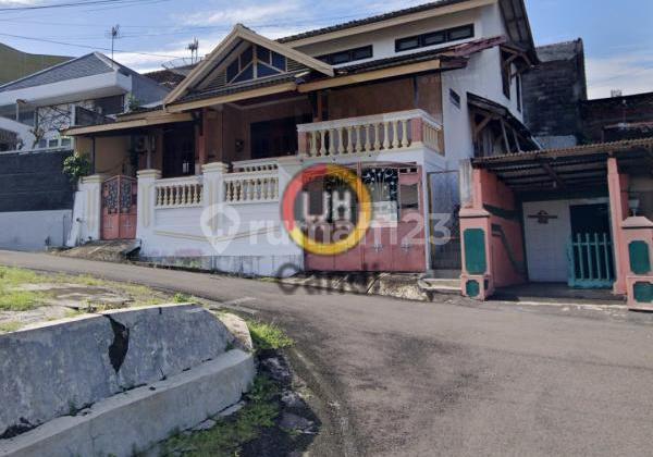 Rumah di Taman Borobudur Timur Semarang 1