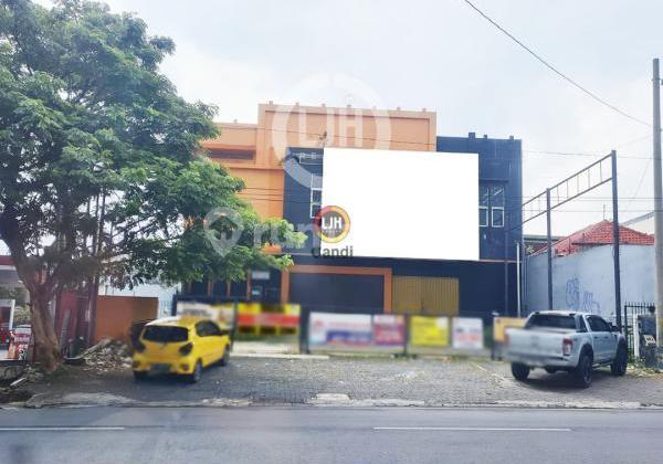Shop House in Setiabudi Raya, Semarang 1
