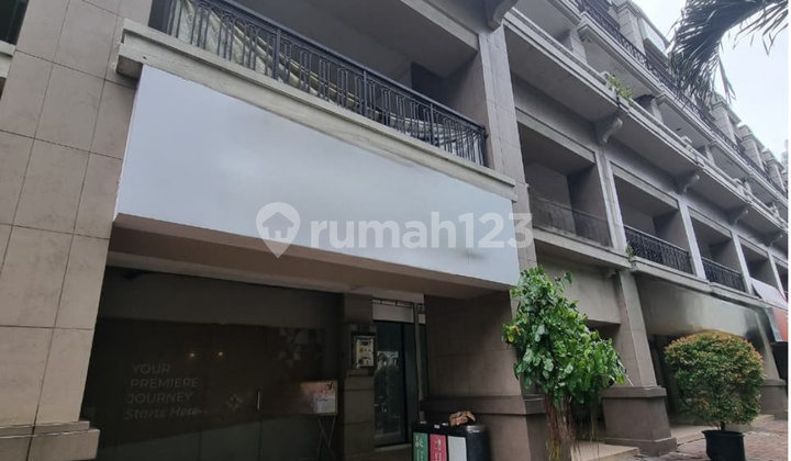 For Sale 4-Story Shop House in Central Park - Strategic and Premium Location 2