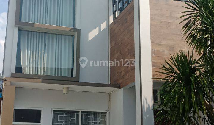 Rumah matraman Baru 3,5 Lantai, Garasi 1 Mobil, Akses Jalan 2 Mobil 2