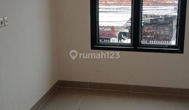 Rumah 2 Lantai di Pisangan Murah, Akses Ke Tol, Jalan 2 Mobil 2