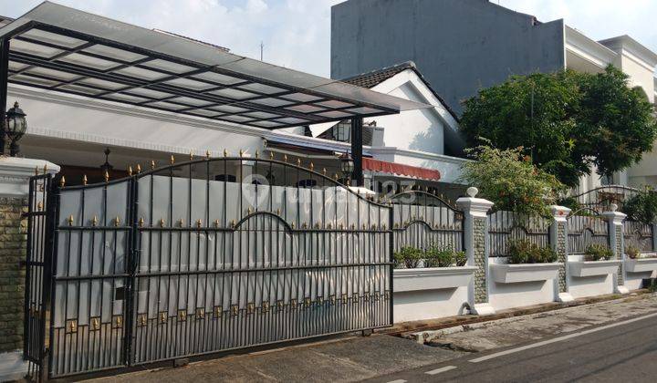 Rumah Cempaka Putih Murah, Asri, Lingkungan Aman, 2 Mobil 2