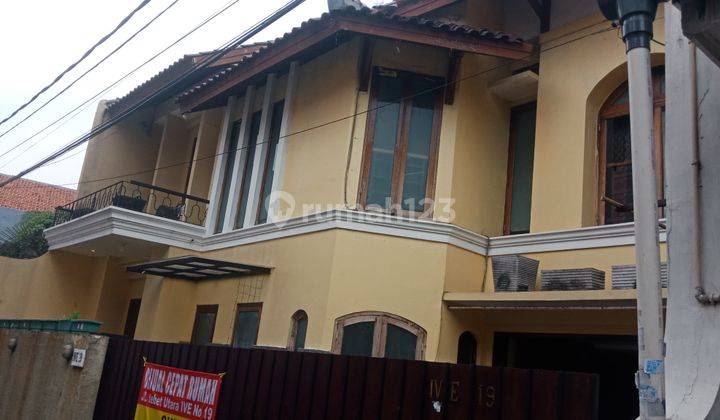 Rumah Tebet Murah 2 Lantai Harga Njop Asri, Layak Huni 1