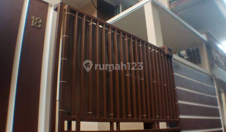 Rumah Mangga Besar 2 Lantai Full Furnished Luas Tanah 50 M2  1